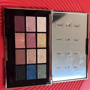 Charlotte Tilbury THE ICON PALETTE EYESHADOW PALETTE